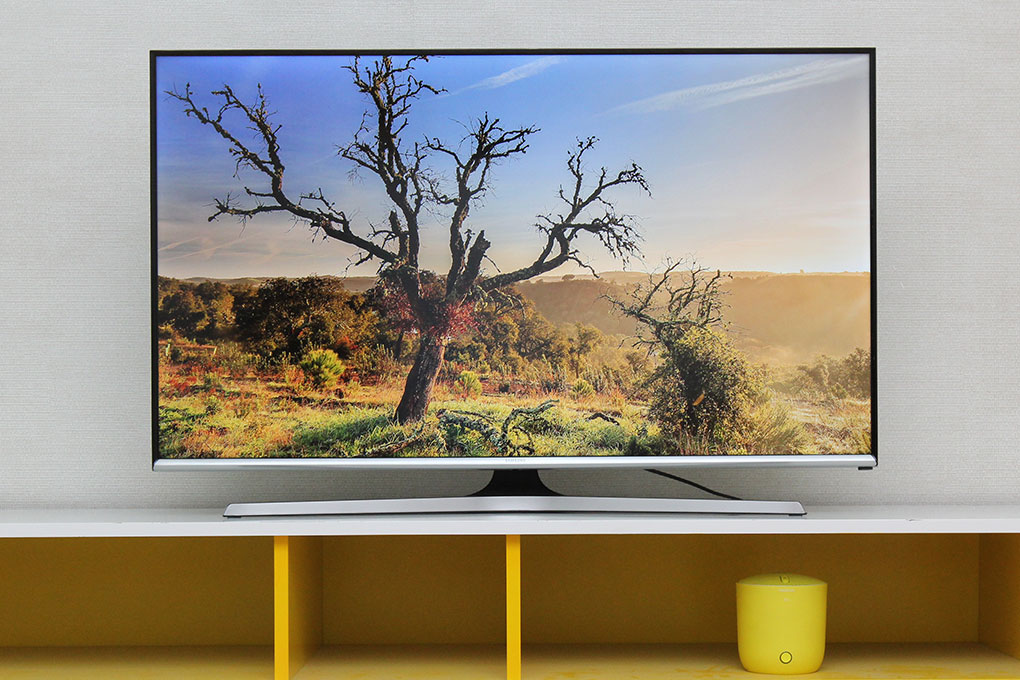 Nên chọn tivi Samsung 43 inch nào cho không gian vừa và nhỏ?