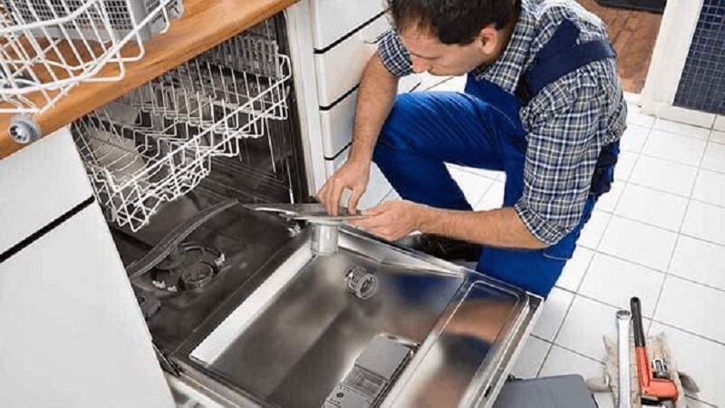 Nguyên nhân máy rửa bát Bosch báo lỗi E15 và cách khắc phục chi tiết
