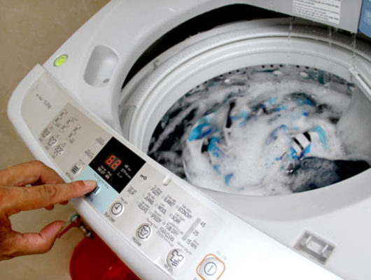 Máy giặt dùng sai bột giặt