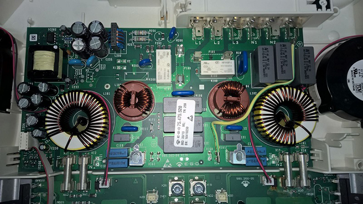 Nguyên lý hoạt động và cấu tạo của bếp điện từ Canzy mà bạn nên biết