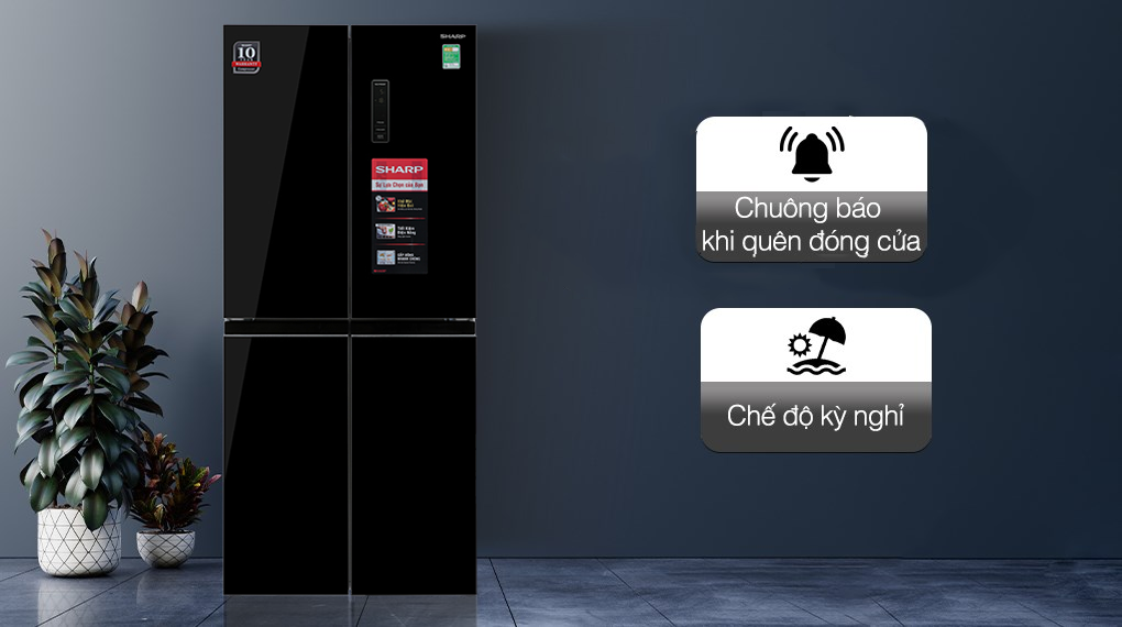 Bạn nên mua tủ lạnh Sharp 4 cánh có bảng điều khiển ngoài SJ-FX420VG-BK