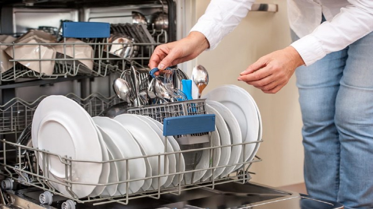 Lý do Máy rửa bát Bosch 13 bộ SMS4ECI14E được quan tâm?