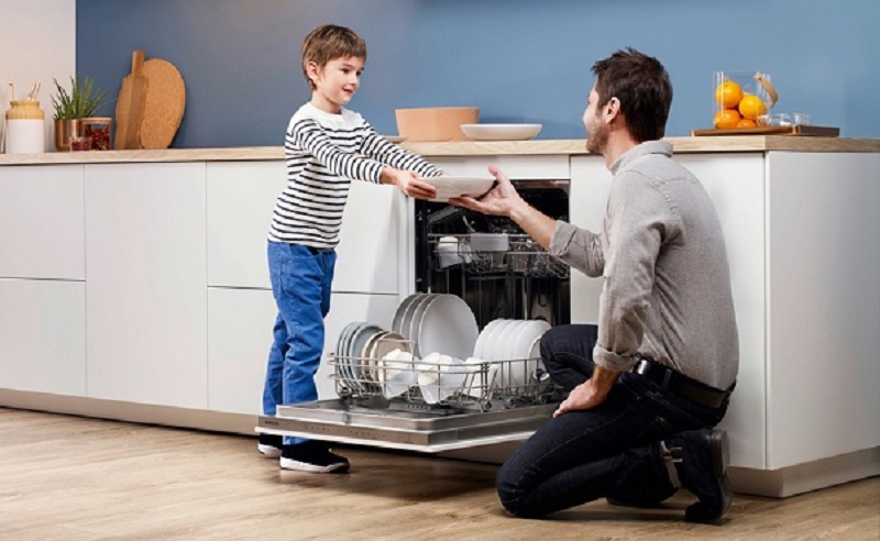 Top 6 máy rửa bát âm tủ Bosch thích hợp nhà đông người