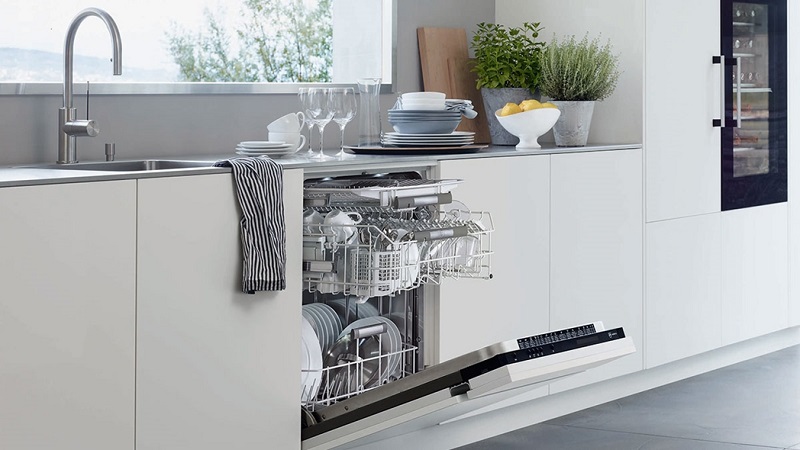 Kích thước máy rửa bát Bosch âm tủ thích hợp các không gian lắp nào?