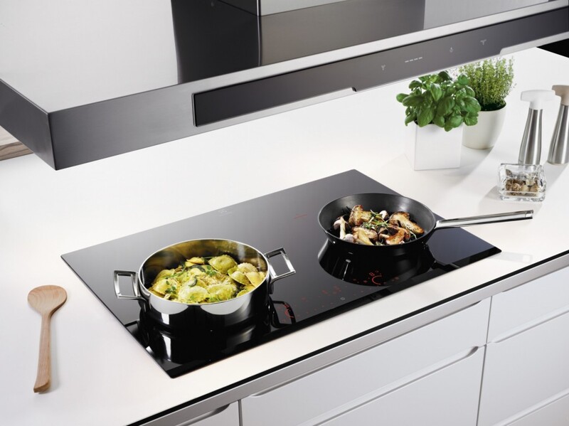 Ưu điểm vượt bậc của bếp từ Bosch serie 8 so với serie 6 và 4
