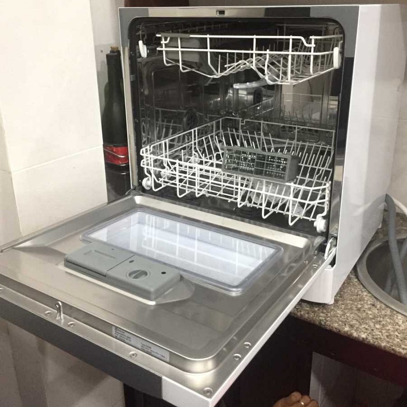 Review máy rửa bát Electrolux 8 bộ ESF6010BW chi tiết từ A-Z