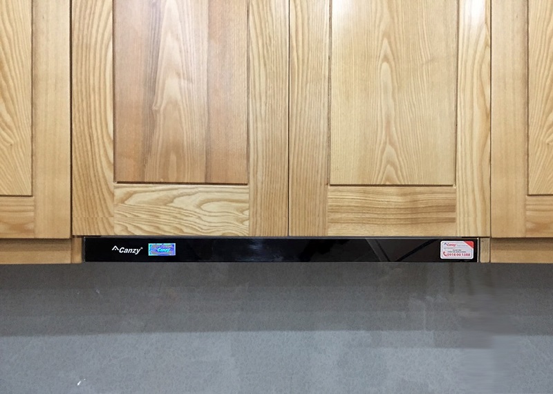 Top 3 máy hút mùi kích thước 60cm Canzy thích hợp cho gia đình có tủ bếp