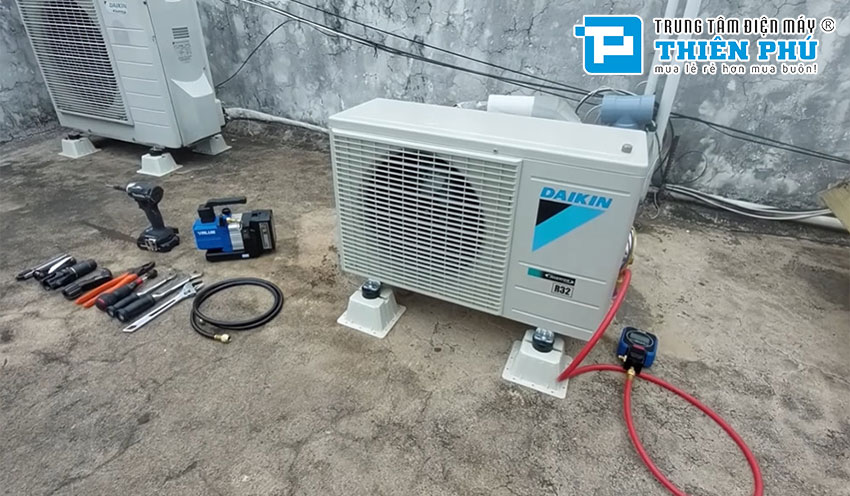 Chọn mua điều hòa bền bỉ, tham khảo ngay điều hòa Daikin 12000btu FTKF35XVMV