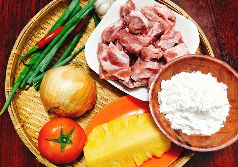 Nguyên liệu nấu món sườn rim dứa đơn giản