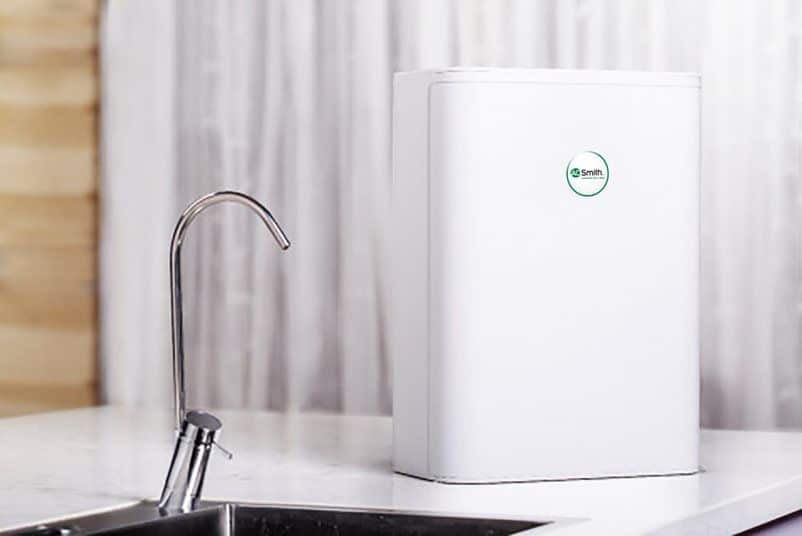 Máy lọc nước AO Smith S600 có tính năng tự động sục rửa lõi lọc
