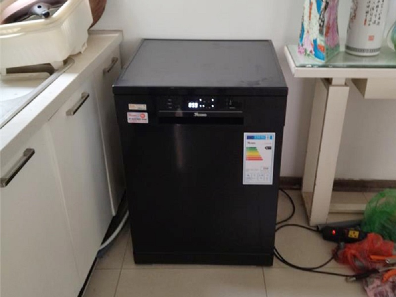 Hiệu suất và hiệu quả làm việc của máy rửa bát Texgio và Bosch