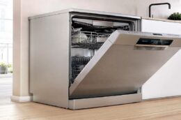 Máy rửa bát Bosch serie 8 SMS8YCI01E giảm gần 13 triệu đồng