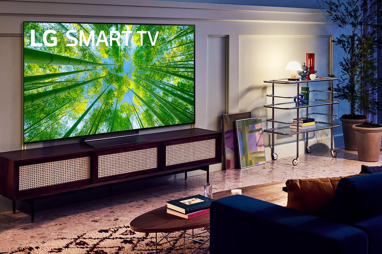 Smart tivi LG 65UQ8000PSC 4K rạp phim thu nhỏ tại tết Gia