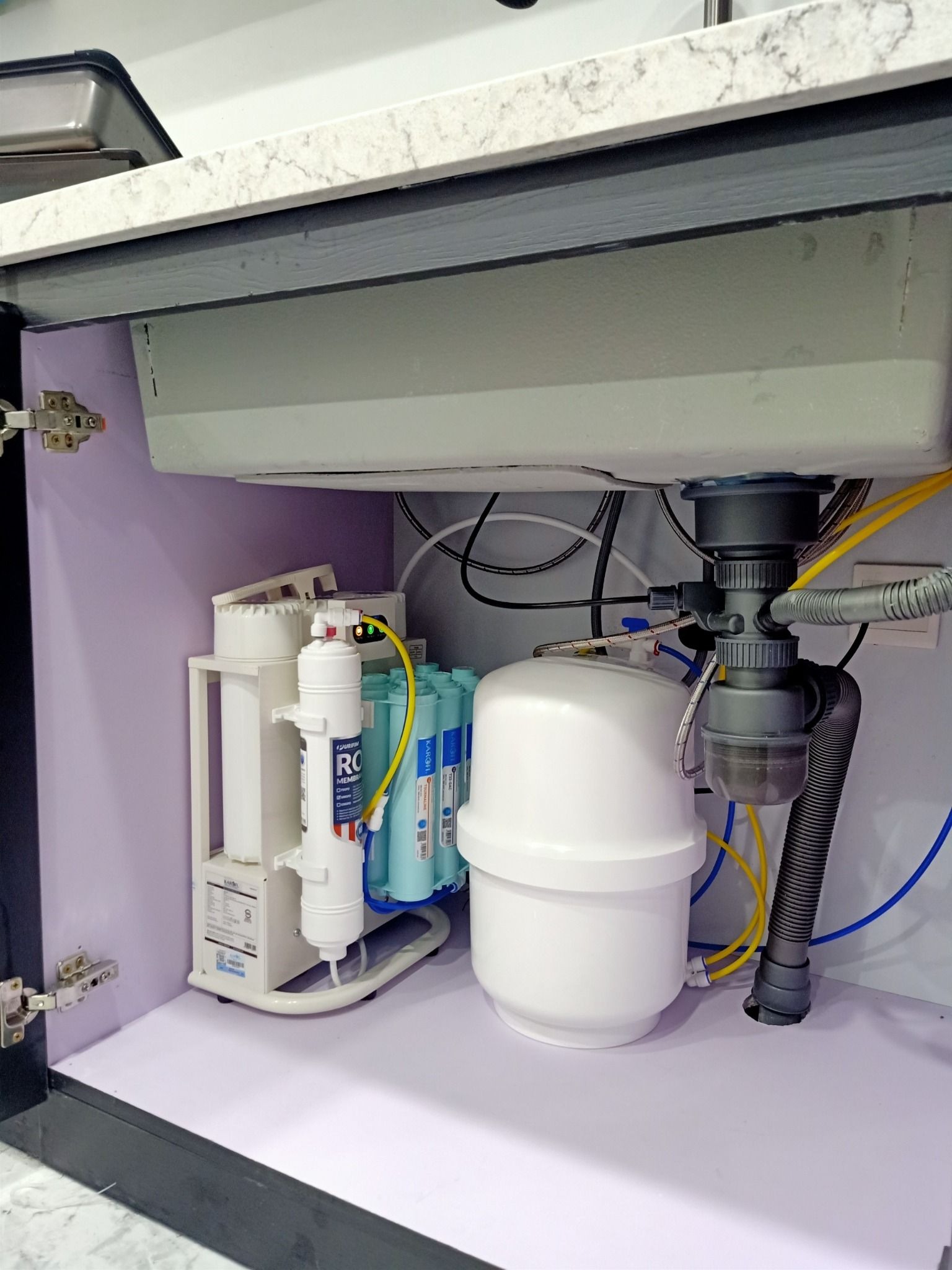 Máy lọc nước Karofi KAQ-U95 nhỏ gọn, phù hợp nhiều không gian