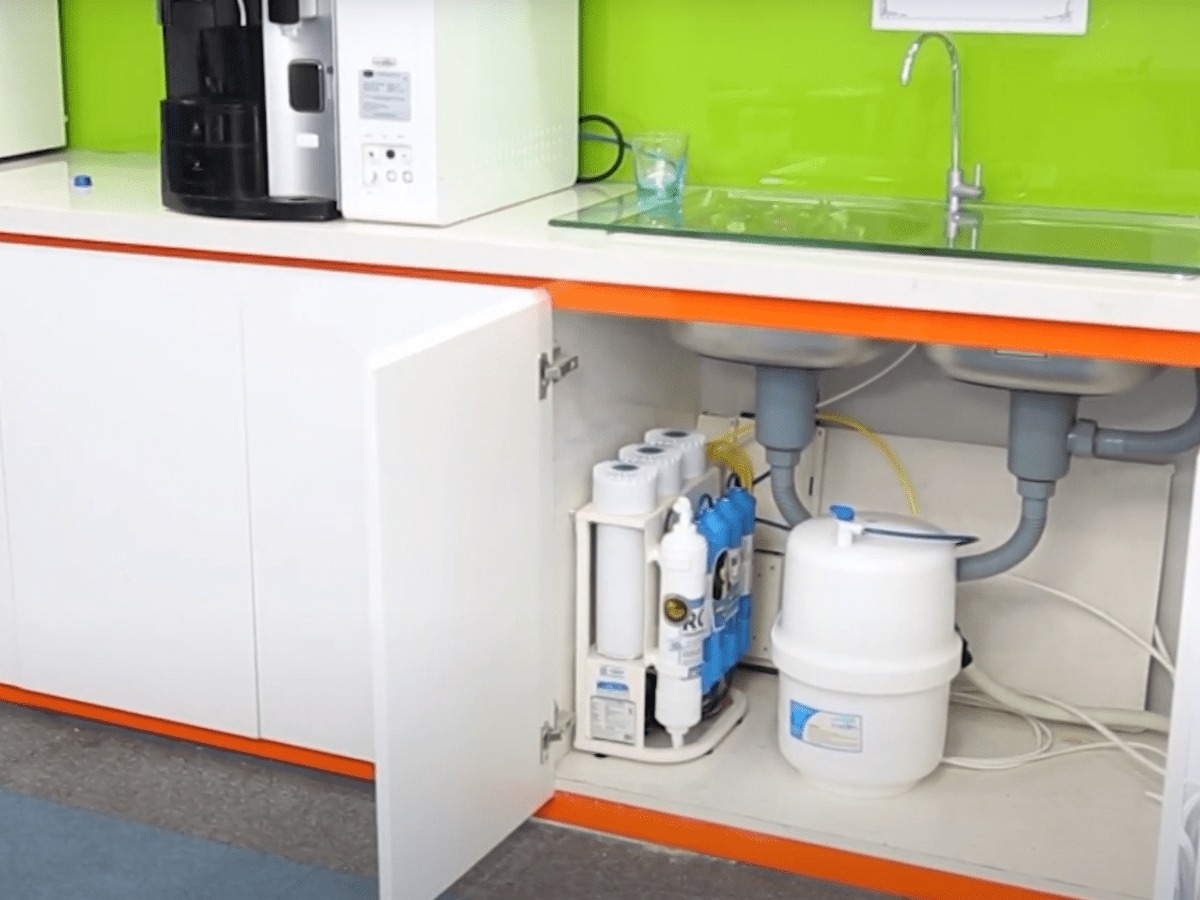 Thiết kế máy lọc nước Karofi âm tủ nhỏ gọn