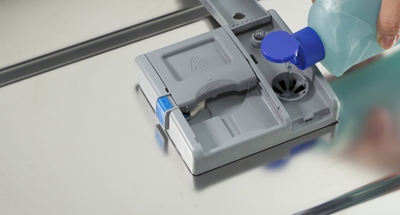 Hướng dẫn cài đặt tiêu hao muối và chất làm bóng cho máy rửa bát Bosch serie 8