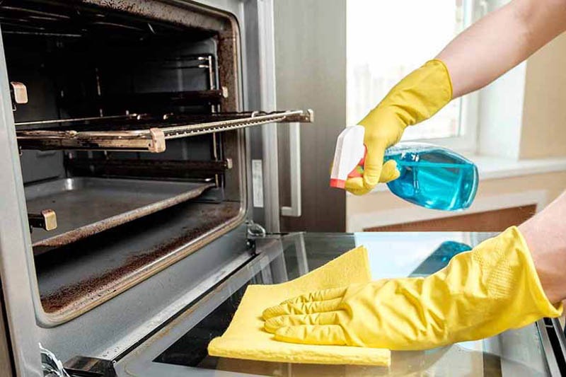 Làm thế nào để vệ sinh lò nướng Bosch đúng cách và hiệu quả?
