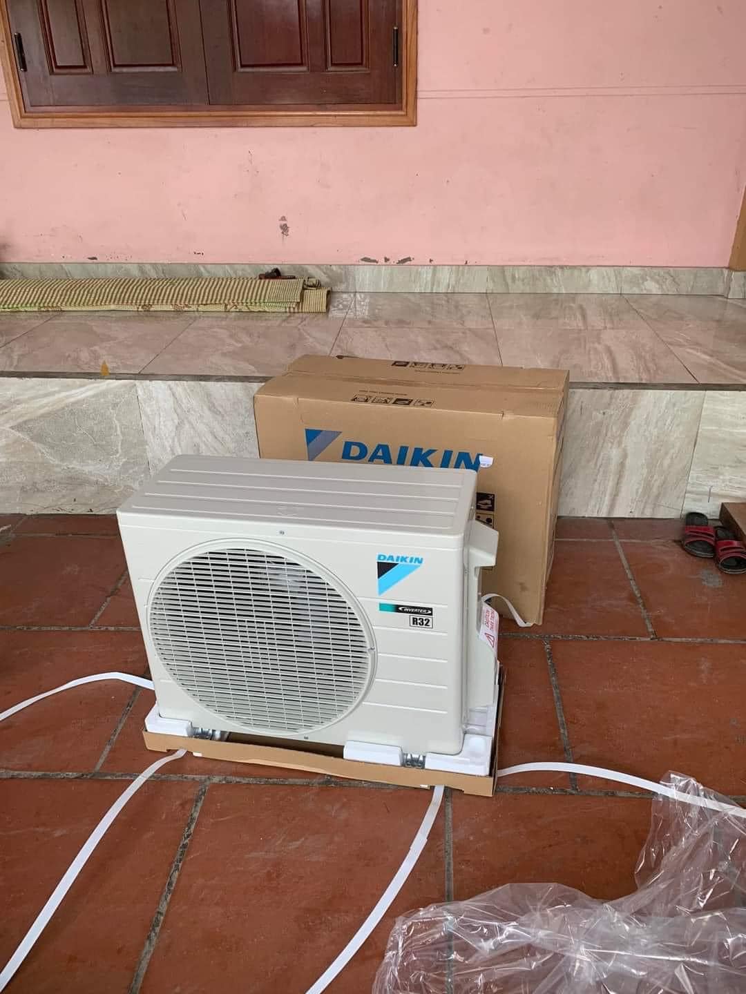 Điều hòa Daikin 12000btu 1 chiều FTKB35YVMV - Điều hòa bảo vệ sức khỏe toàn diện
