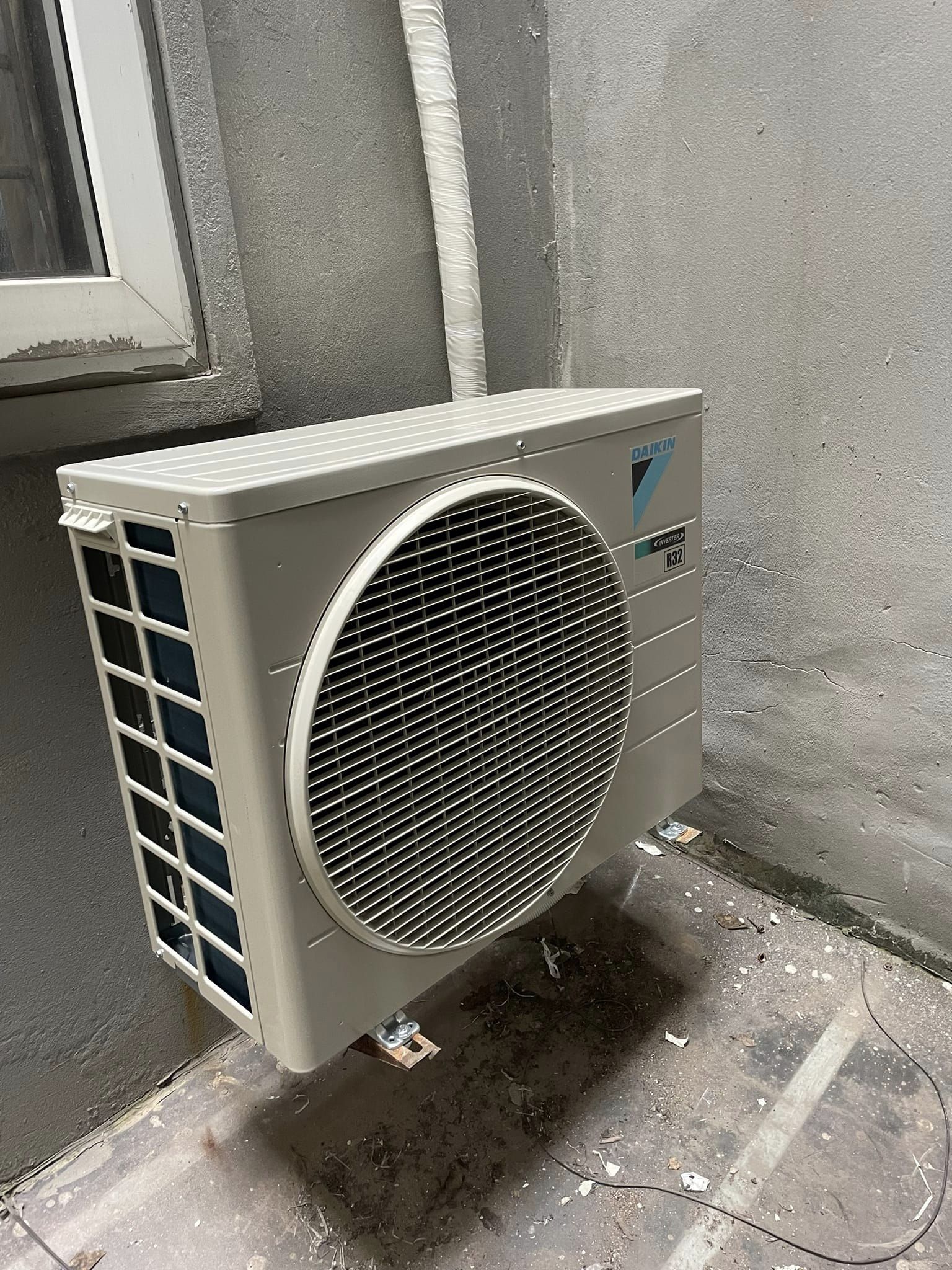 Điều hòa Daikin FTF35XAV1V: Tiết kiệm điện vượt trội với công nghệ tiên tiến
