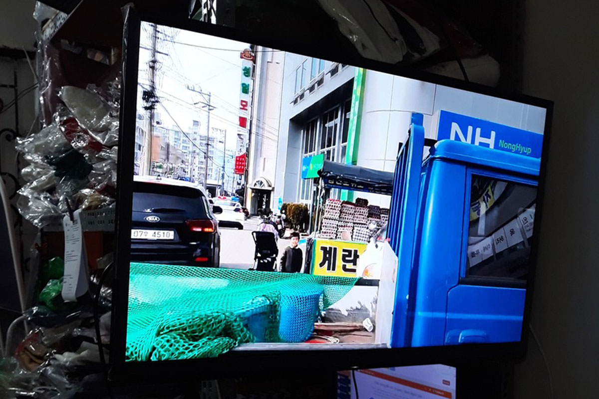 Đánh giá về ưu nhược điểm của smart tivi Sony 32 inch KD-32W830K giá rẻ
