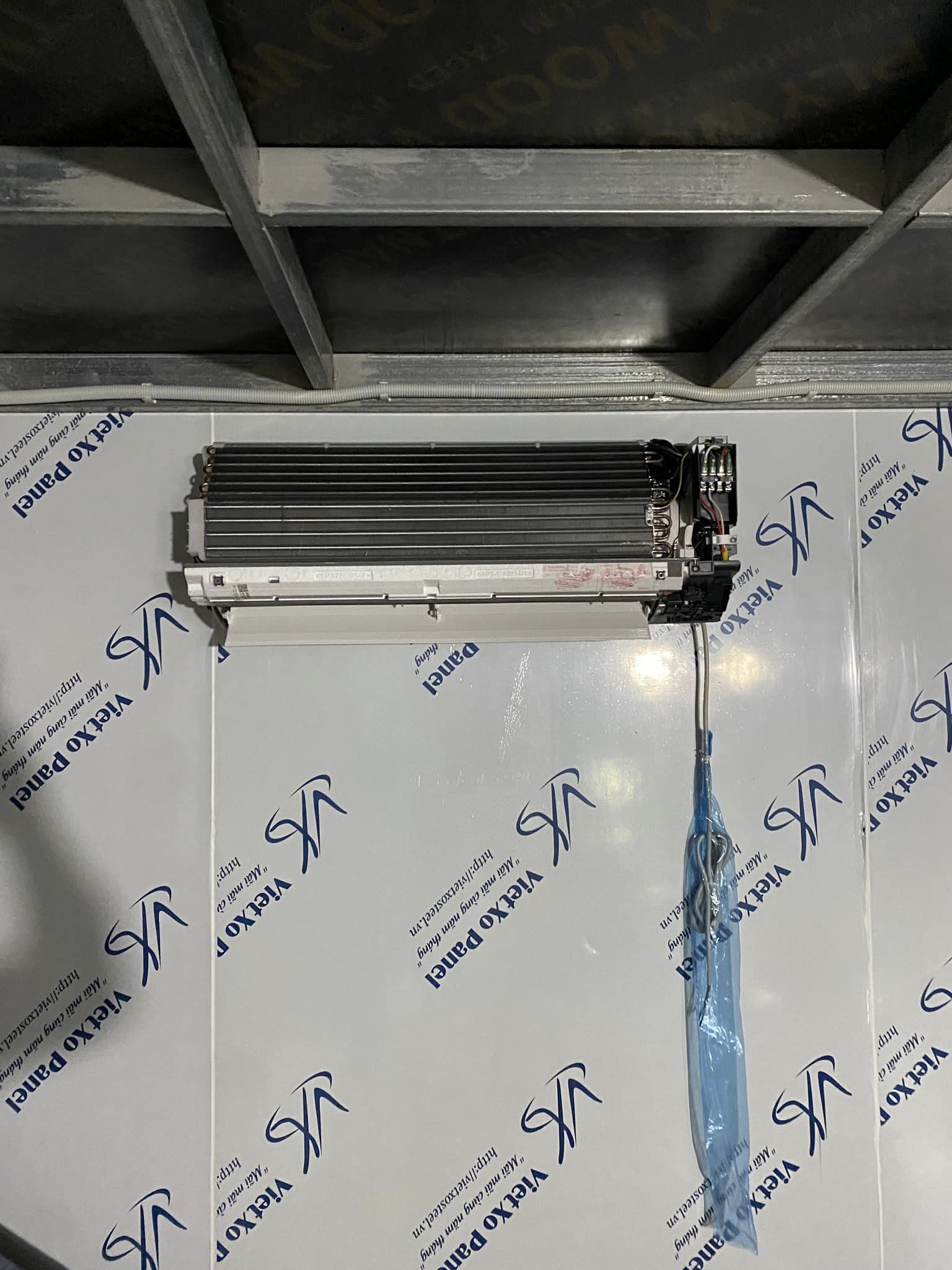 Điều hòa Daikin 18000btu FTF50XV1V, giá giảm sâu là lựa chọn chất lượng cho phòng khách