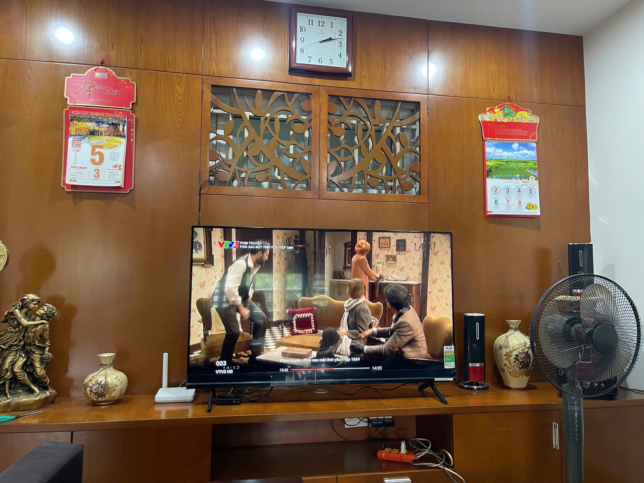 Khám phá tivi Sony 50 inch K-50S30 có giá bao nhiêu, bảo hành mấy năm, có đặc điểm gì?