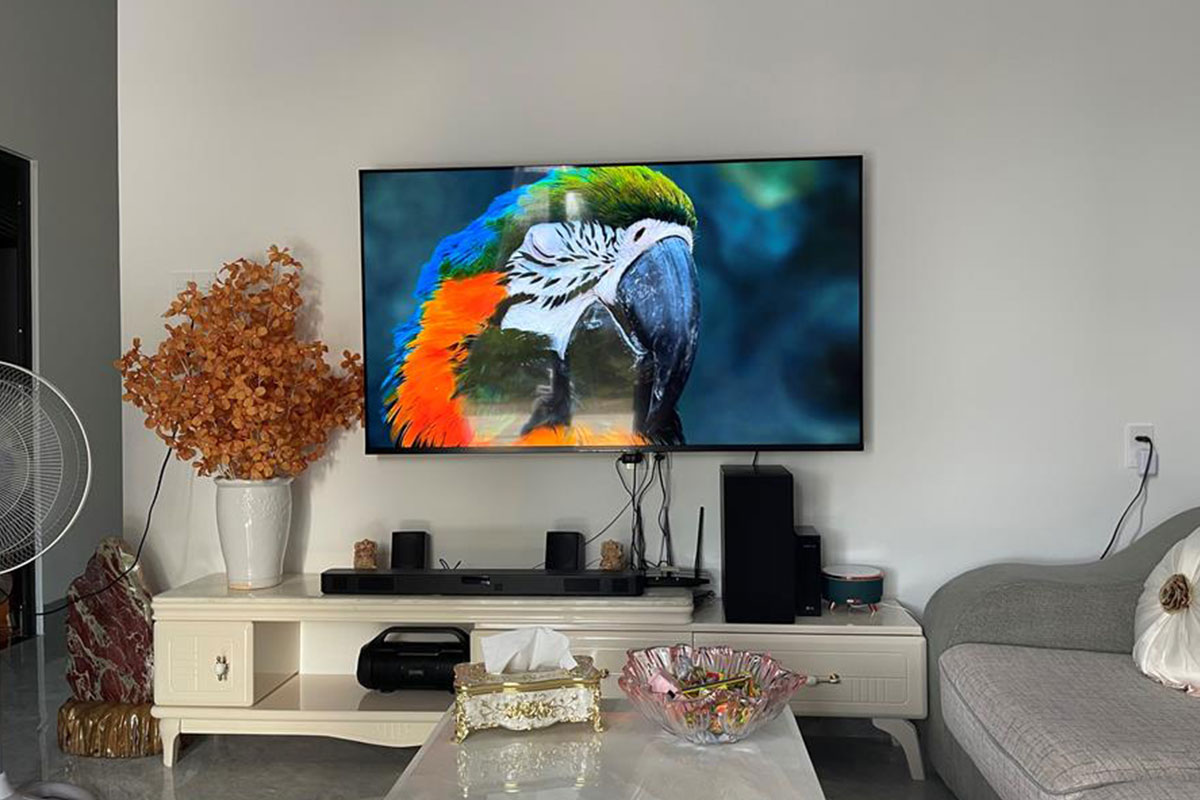 So sánh tivi Sony K-55S30 và tivi Samsung QA55Q80DAKXXV - Nên mua tivi 55 inch nào?