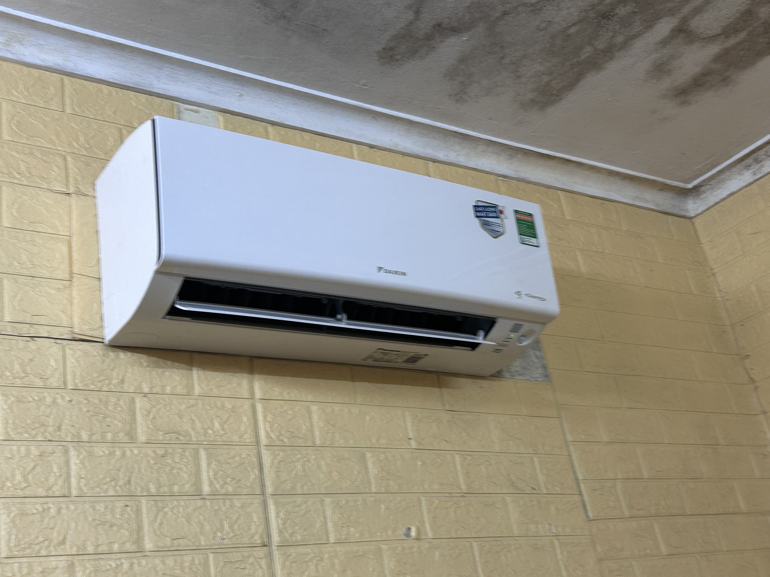 Mùa đông sắp đến, điều hòa Daikin 2 chiều 9000btu FTHF25XVMV là lựa chọn lý tưởng