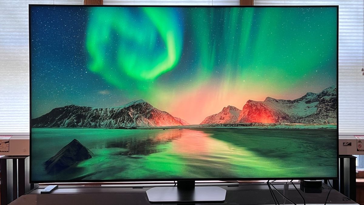 Khám phá các đặc điểm nổi bật của smart tivi Samsung QLED QA50QN90DAKXXV