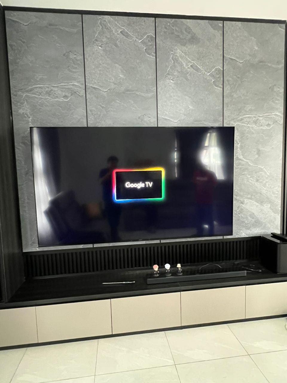 Trải nghiệm như rạp chiếu phim tại nhà khi sở hữu google tivi Sony 85 inch 4K K-85S30