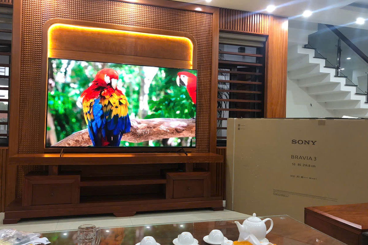 Trải nghiệm như rạp chiếu phim tại nhà khi sở hữu google tivi Sony 85 inch 4K K-85S30