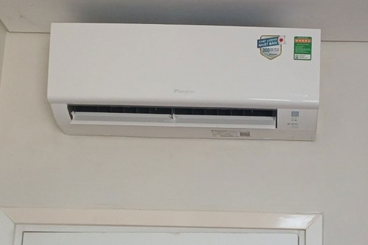 Review điều hòa Daikin 1 chiều 12000btu inverter FTKB35ZVMV model 2025