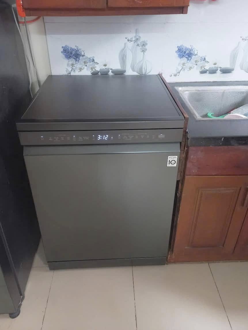 Đánh giá chi tiết về máy rửa bát LG độc lập 14 bộ LDT14BLA4 có tốt không?