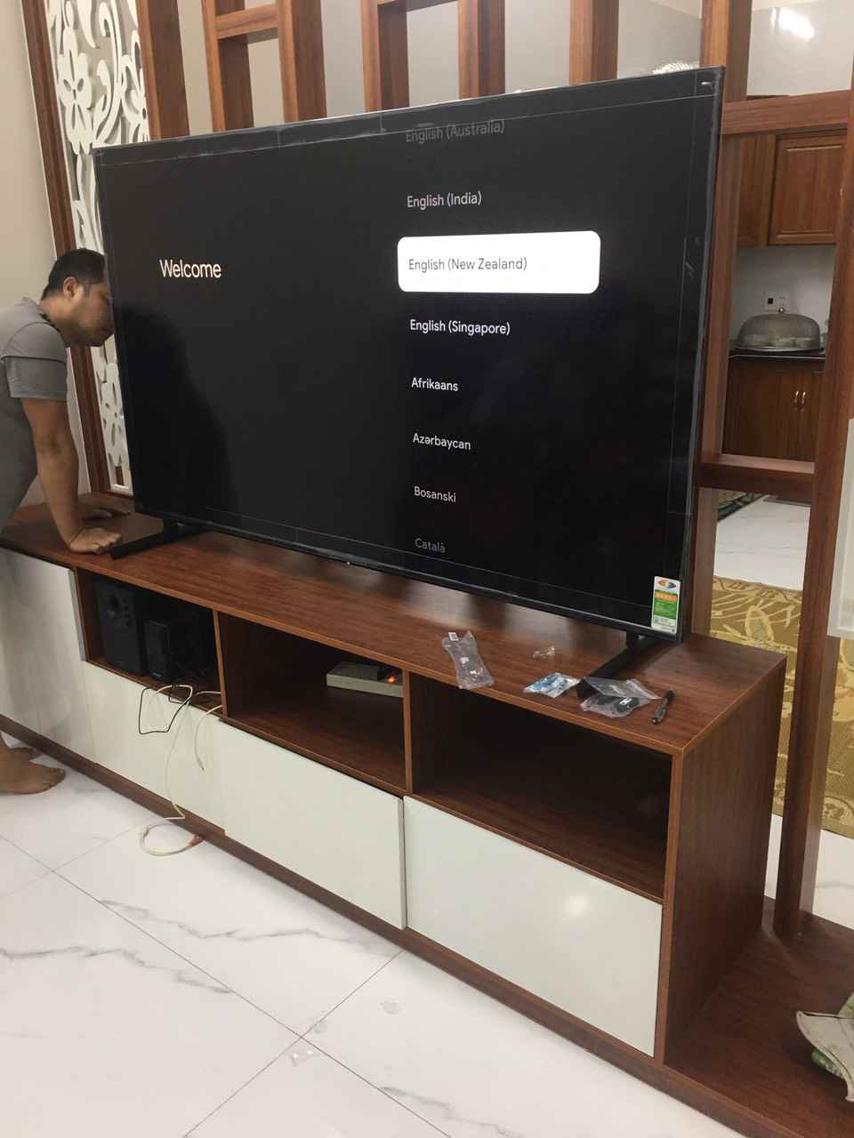 Google tivi Sony 75 inch 4K KD-75X85L có giá bao nhiêu, bảo hành mấy năm?