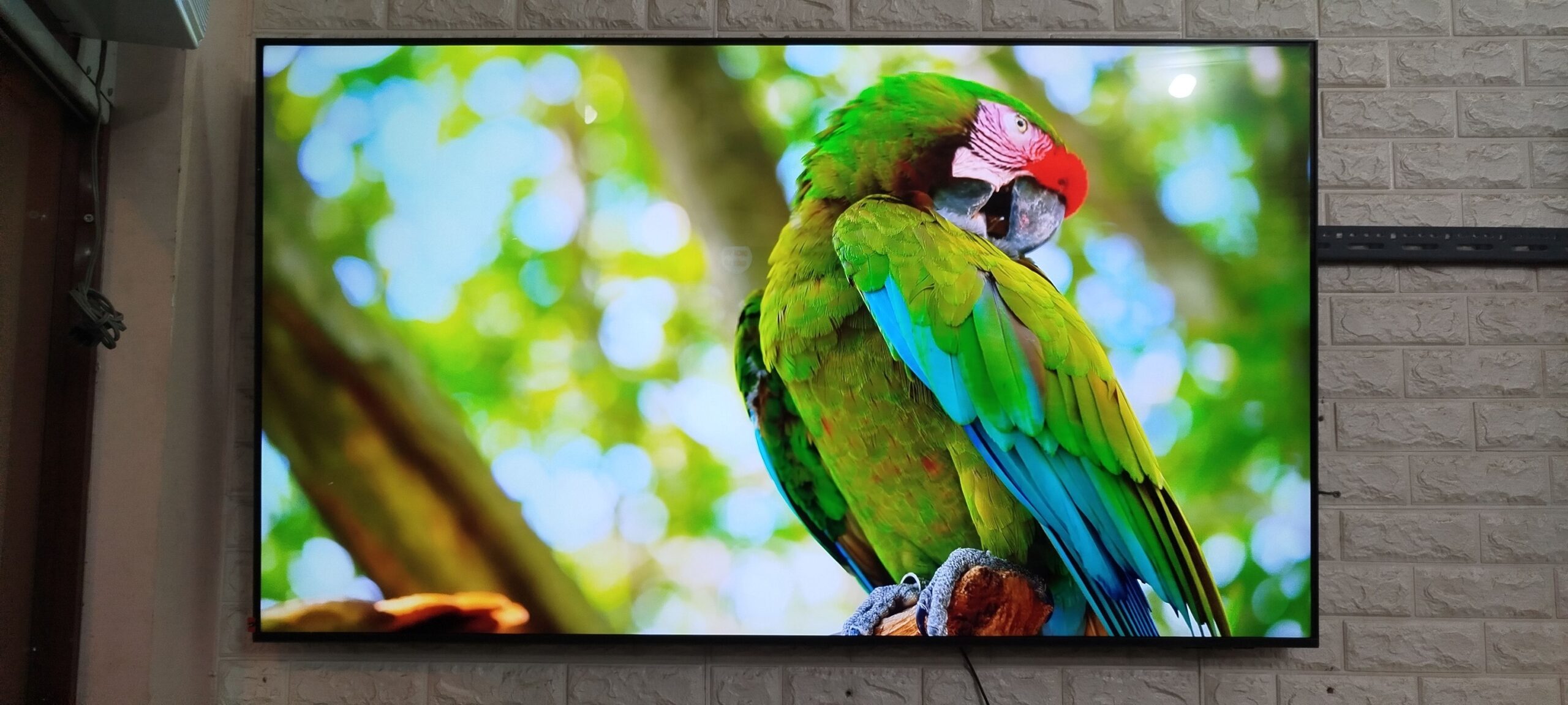 Tivi Samsung 75 inch 4K UA75DU7700KXXV, mẫu tivi màn hình khủng nhưng giá lại cực rẻ