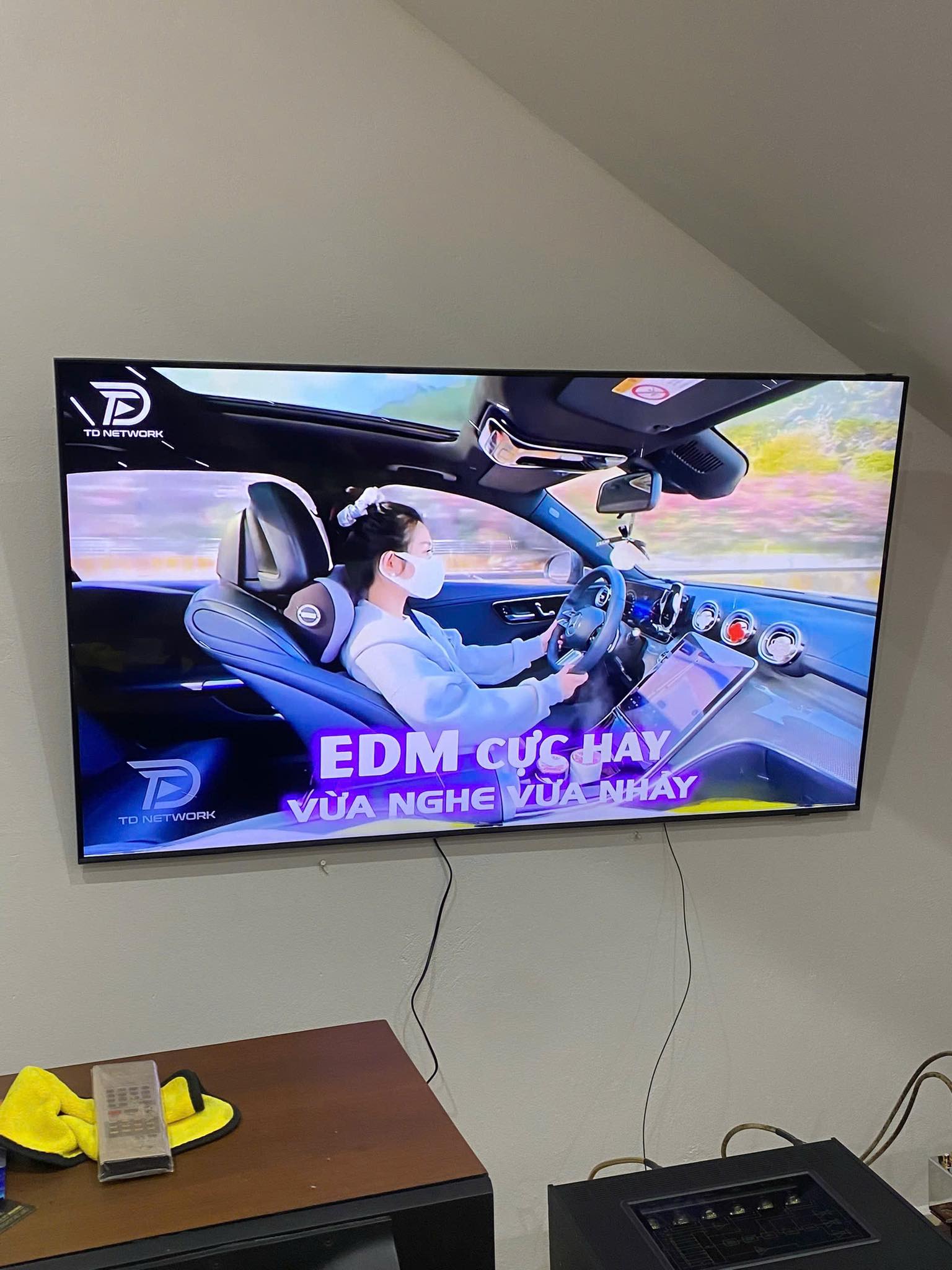 Có nên mua tivi Sony 65 inch 4K XR-65X90L hay không, ưu nhược điểm cần biết