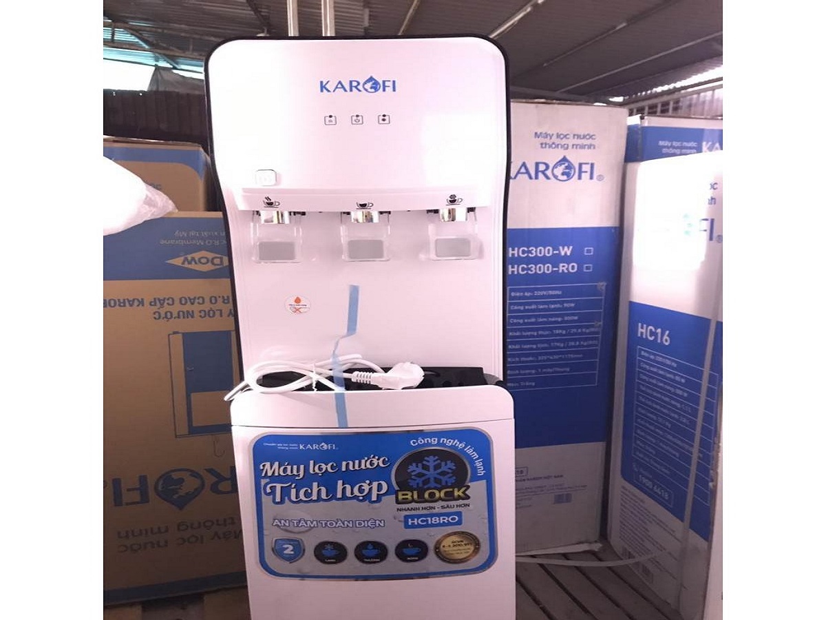Đánh giá chi tiết cây nước nóng lạnh Karofi 3 vòi HC18 thiết kế hiện đại, tính năng vượt trội