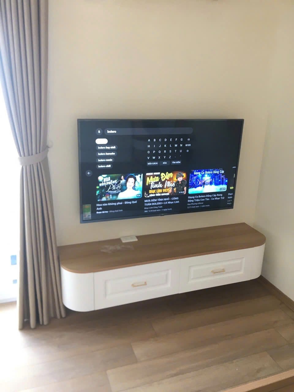 Tivi Coocaa 43 inch Full HD 43Z72, lựa chọn thích hợp cho ai có nhu cầu giải trí đơn giản