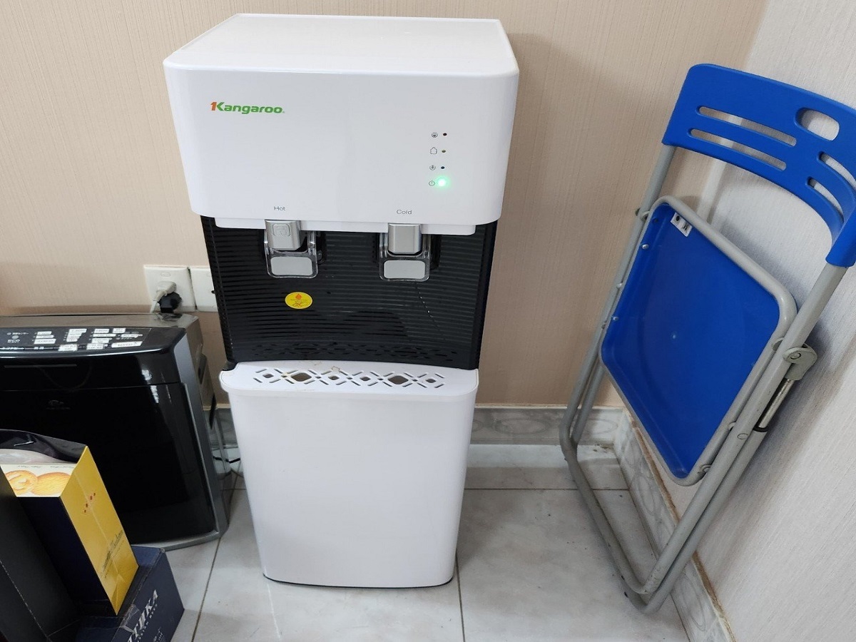 Cây nước nóng lạnh Kangaroo 2 vòi KG49A3 thiết kế sang trọng, hiệu năng ấn tượng