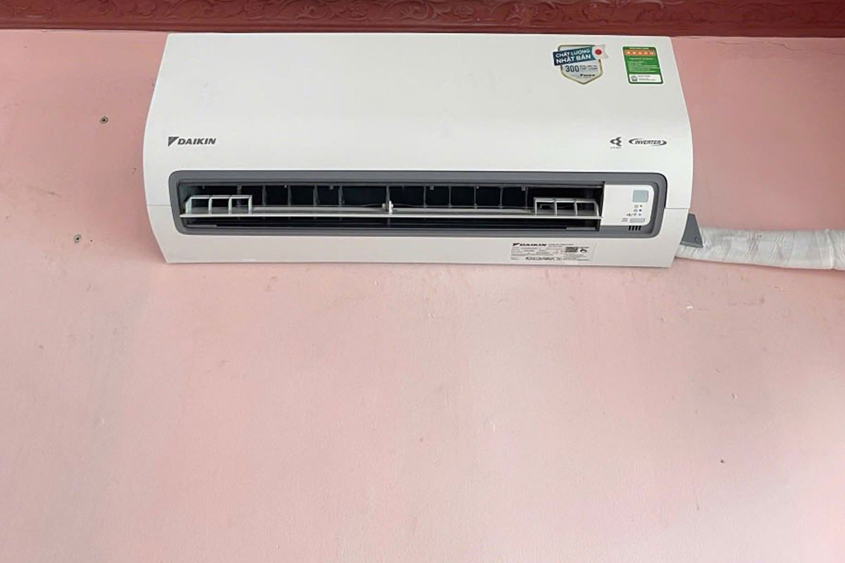 Điều hòa Daikin 12000btu FTKF35ZVMV, chiếc điều hòa có nhiều công dụng hơn là làm mát