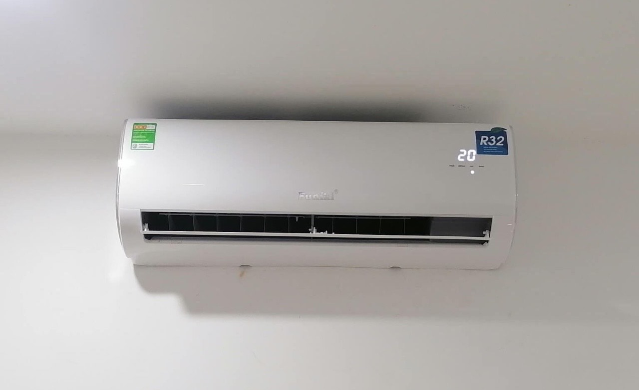 Mùa hè không còn là nỗi lo khi bạn đã sở hữu điều hòa Funiki 1 chiều 18000btu HSC18TMU