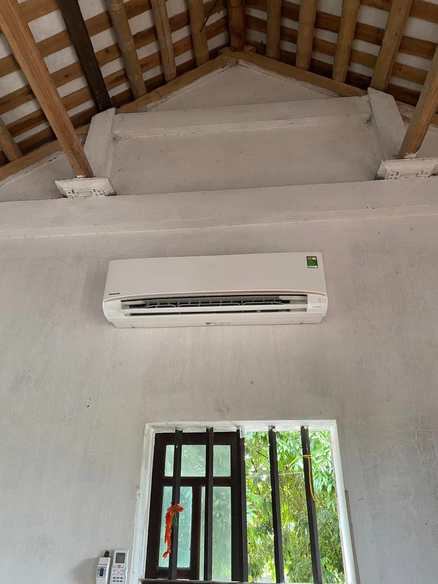 Có nên mua điều hòa Panasonic 1 chiều 18000btu CS-N18AKH-8 hàng thường không?