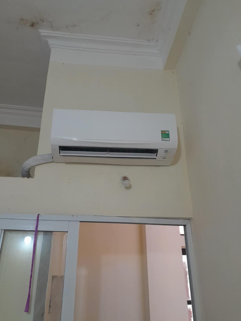 Điều hòa Daikin 1 chiều 9000btu FTF25XAV1V, lựa chọn tiết kiệm chi phí mà cực chất lượng