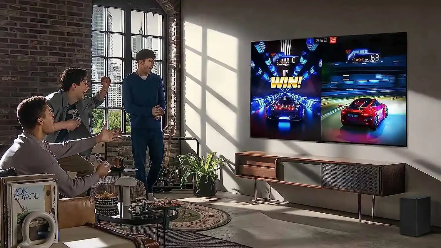 Smart Tivi Samsung 65 inch UA65U8000FKXXV và QA65S85FAEXXV: Tivi 4K nào đáng đầu tư hơn năm 2025?