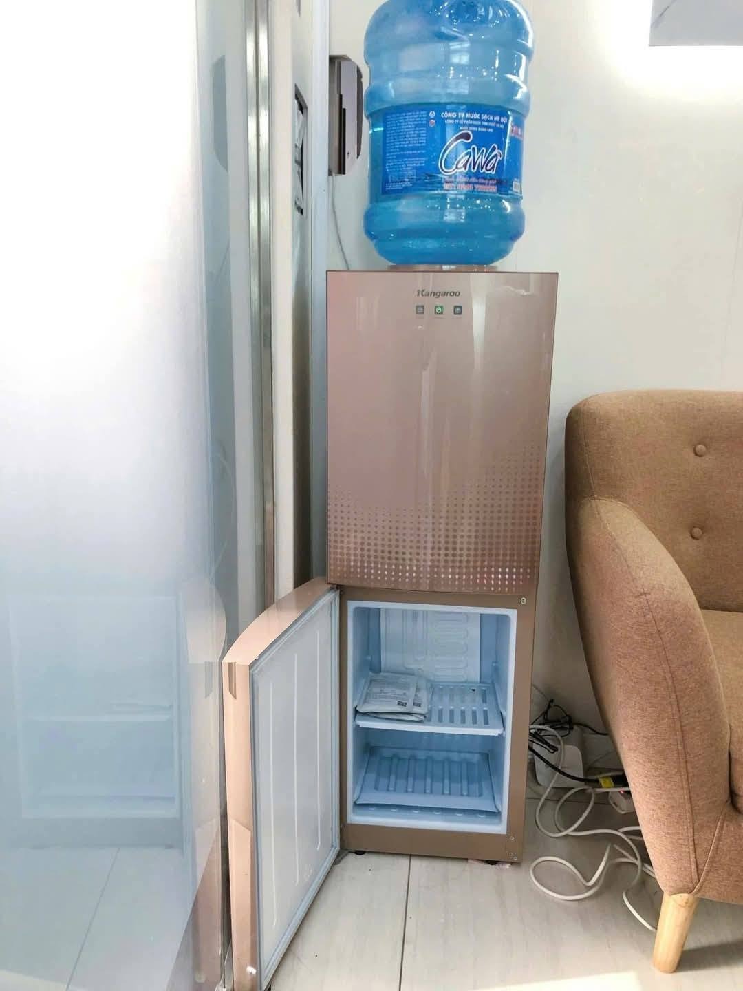Cây nước nóng lạnh Kangaroo 3 vòi KG58A3 kết tinh giữa công nghệ hiện đại và tính thực tiễn