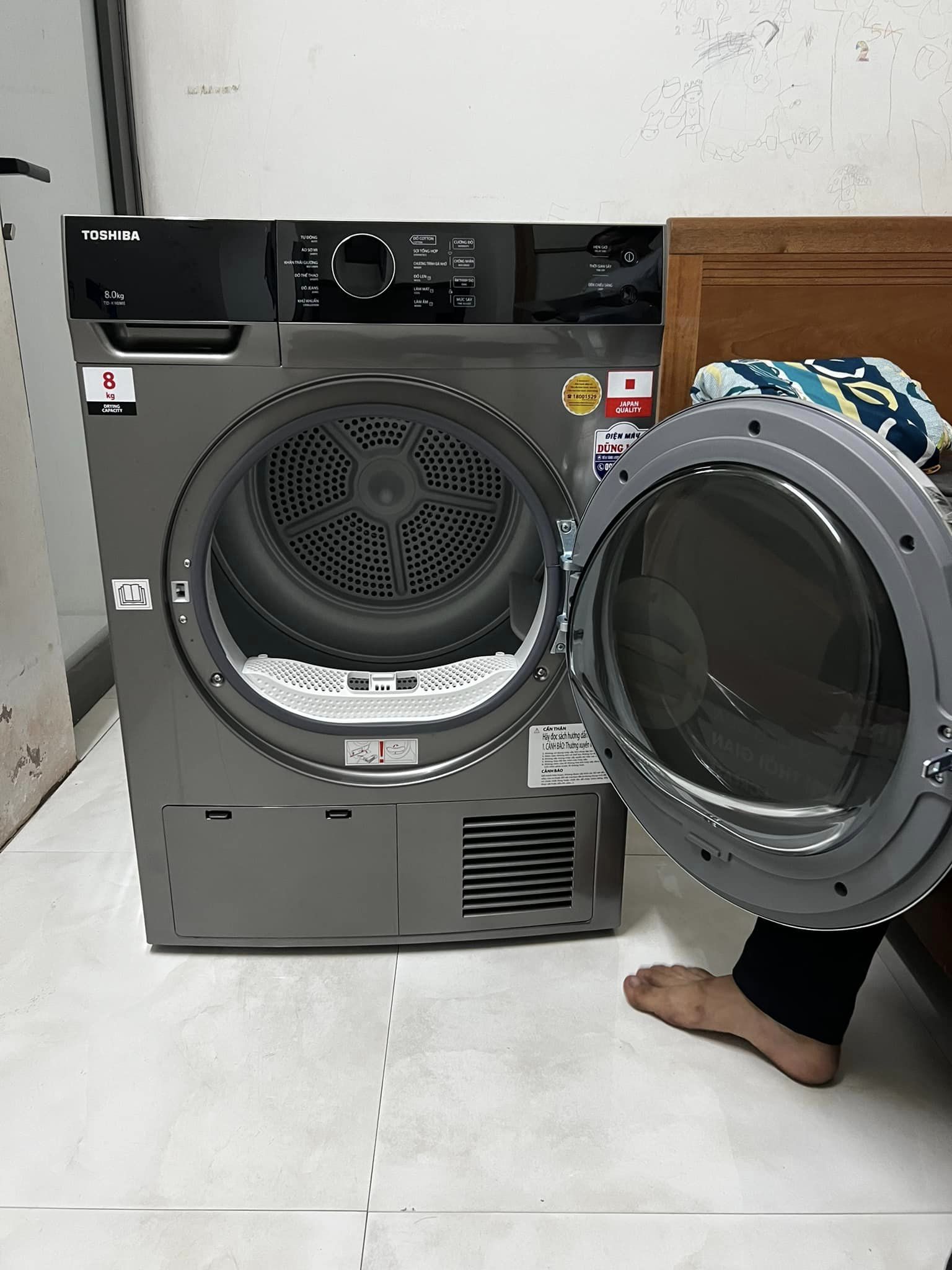 Có nên lựa chọn máy sấy quần áo Toshiba 8kg TD-K90MEV(SK) cho gia đình không