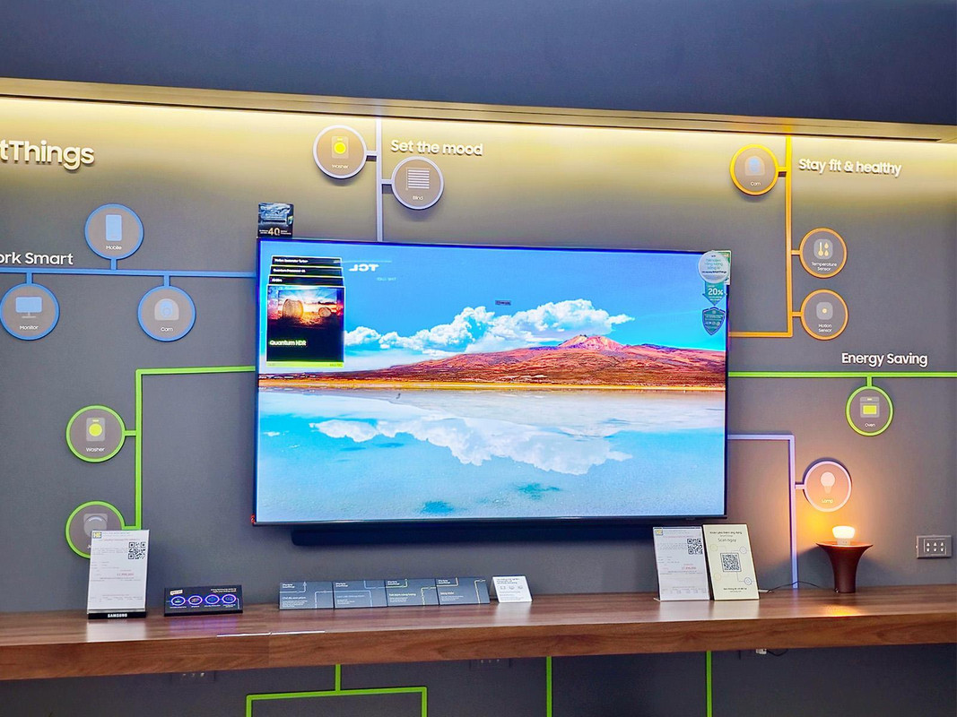 So sánh tivi Sony K-55S25VM2 và tivi Samsung UA55U8500F, nên chọn tivi 55 inch 4K nào?