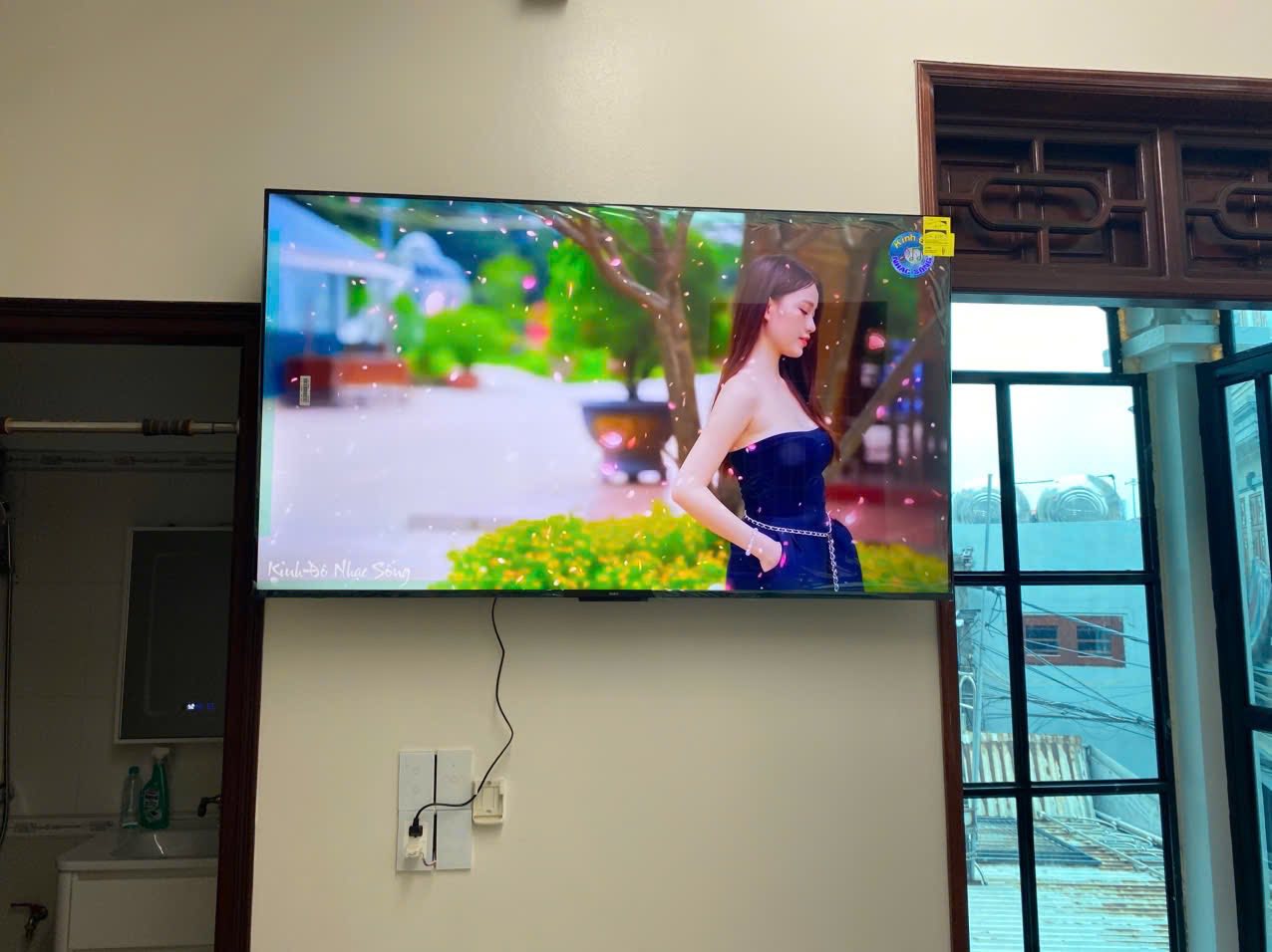 Chia sẻ về một số các đặc điểm nổi bật của google tivi Sony 50 inch 4K K-50S25VM2