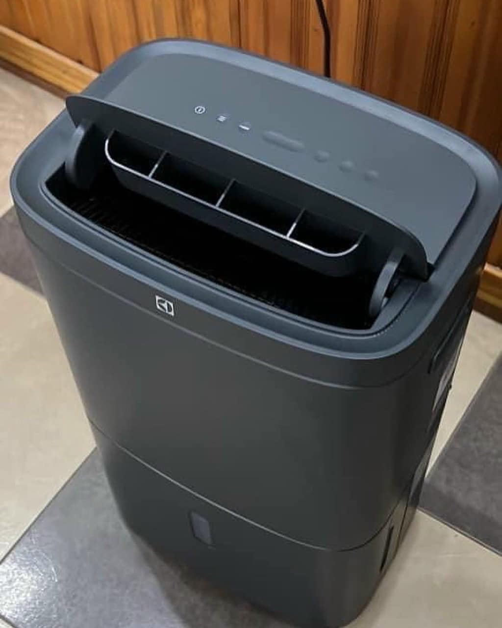 Lý do nhiều gia đình ưa chuộng máy hút ẩm Electrolux EDH14TRBD2 mặc dù có giá cao