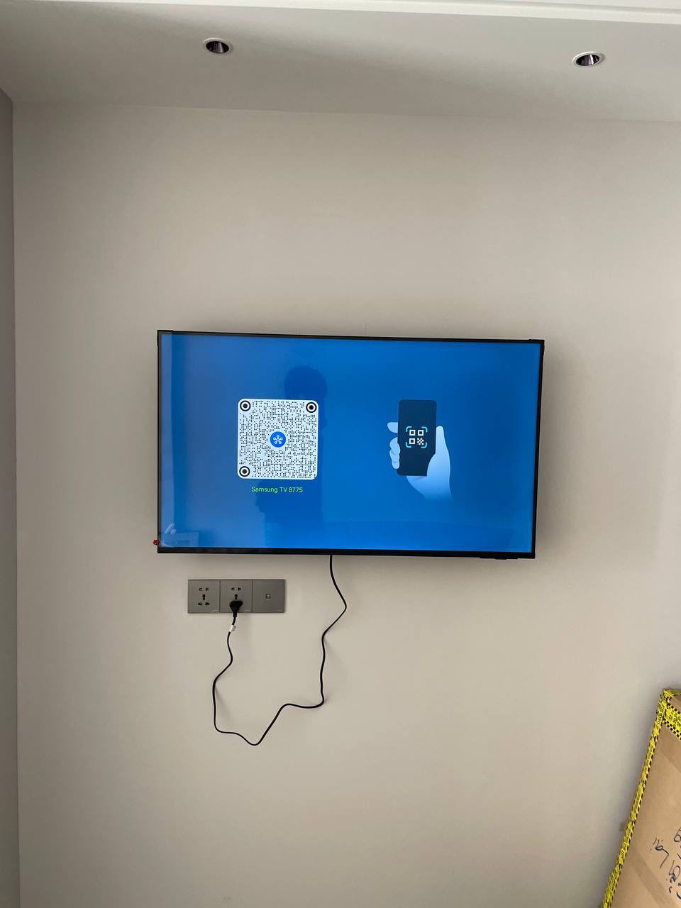 Đánh giá ưu nhược điểm của smart tivi Samsung 43 inch 4K UA43U8000F model 2025